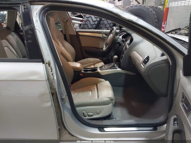 44446225 :رقم المزاد ، WAUSFAFL7AA041166 vin ، 2010 Audi A4 2.0t Premium مزاد بيع