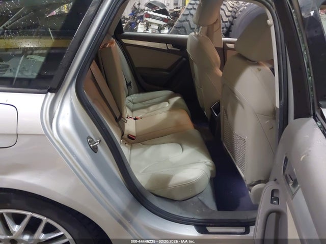 44446225 :رقم المزاد ، WAUSFAFL7AA041166 vin ، 2010 Audi A4 2.0t Premium مزاد بيع
