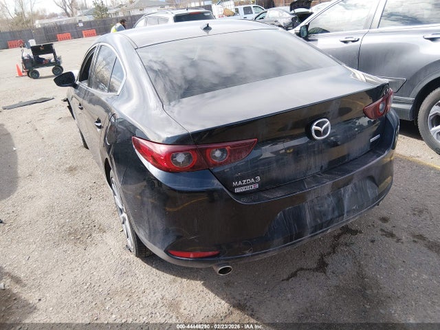 44446290 :رقم المزاد ، JM1BPADL1N1501172 vin ، 2022 Mazda Mazda3 Premium مزاد بيع