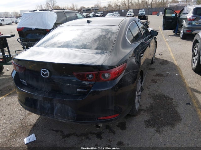 44446290 :رقم المزاد ، JM1BPADL1N1501172 vin ، 2022 Mazda Mazda3 Premium مزاد بيع