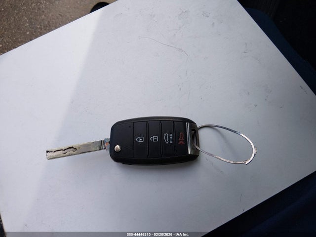 KNAGT4L32G5107399 KIA Optima Lx