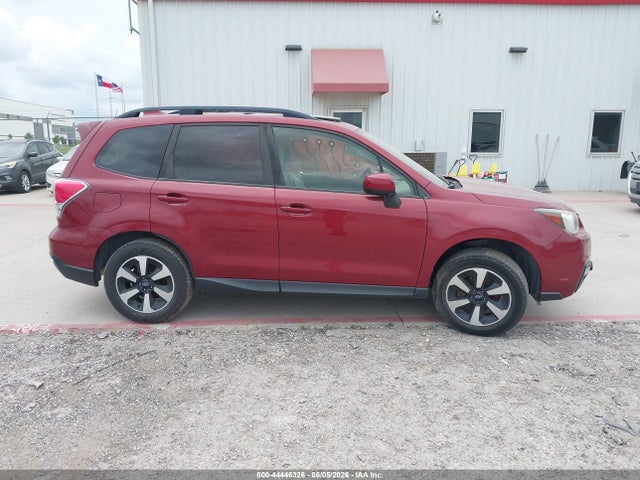 Продаж на аукціоні авто 2017 Subaru Forester 2.5i Premium, vin: JF2SJAGC1HH552374, номер лоту: 44446326