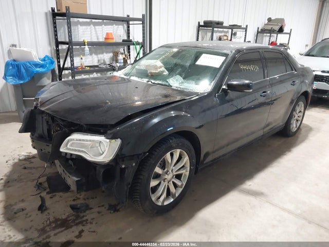 2016 CHRYSLER 300 2C3CCARG2GH262395 Photo 1