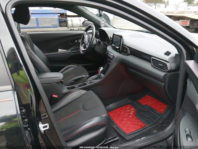 2020 HYUNDAI VELOSTER KMHTG6AF2LU029295 Photo 4