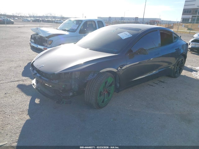 2025 TESLA MODEL 3 5YJ3E1ETXSF005671 Photo 1