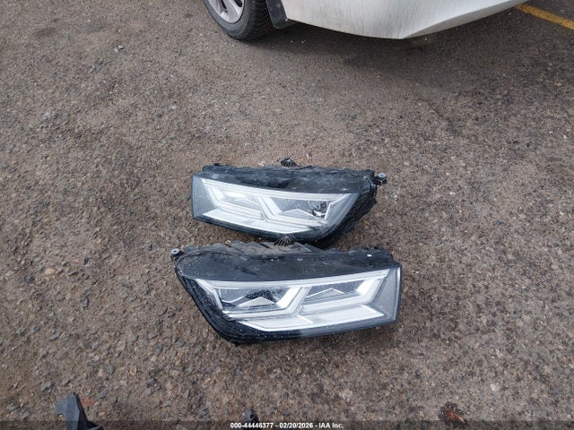 WA1BNAFY0J2067873 Audi Q5 2.0t Premium/2.0t Tech Premium