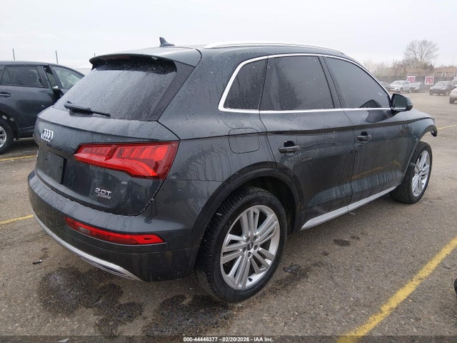 WA1BNAFY0J2067873 Audi Q5 2.0t Premium/2.0t Tech Premium