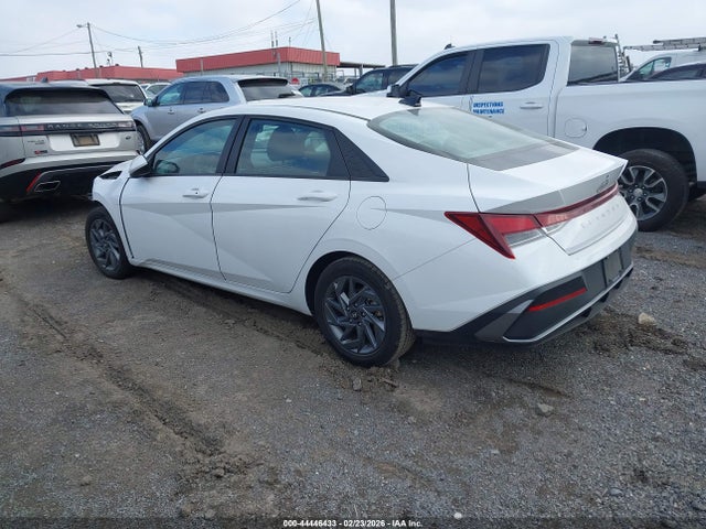 Hyundai ELANTRA SEL 2024 KMHLM4DG2RU663913 Image 3