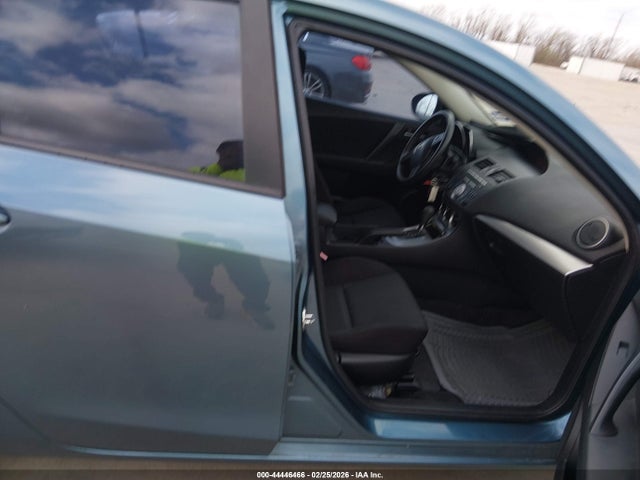 44446466 :رقم المزاد ، JM1BL1VF7B1485379 vin ، 2011 Mazda Mazda3 I Touring مزاد بيع