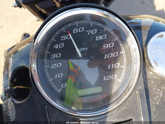 2018 HARLEY-DAVIDSON FLHRXS 1HD1KVC13JB614383 Photo 6