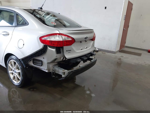 Ford FIESTA SE 2016 3FADP4BJ0GM104947 Image 14
