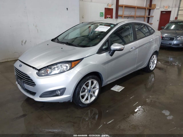 Ford FIESTA SE 2016 3FADP4BJ0GM104947 Image 2