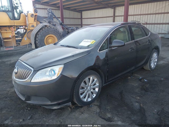 44446524 :رقم المزاد ، 1G4PP5SK1F4197831 vin ، 2015 Buick Verano مزاد بيع