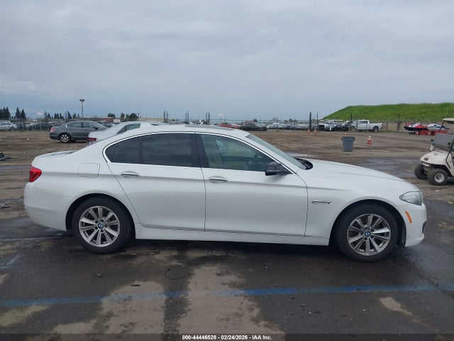 BMW 528I 2015 WBA5A5C54FD519302 Image 13