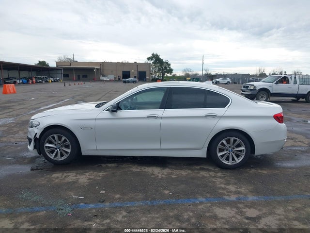 BMW 528I 2015 WBA5A5C54FD519302 Image 14