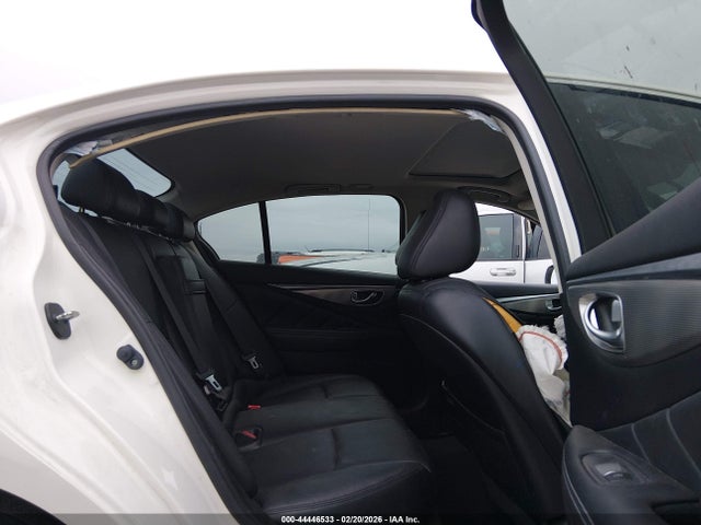 JN1BV7APXFM341036 Infiniti Q50 Premium