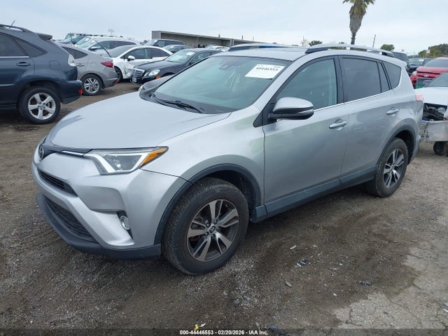 Toyota Rav4 Xle 2017 2T3WFREV5HW348708 Image 2
