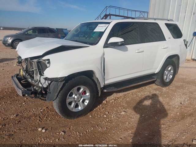 Toyota 4runner Sr5 Premium 2018 JTEBU5JR0J5552007 Image 2