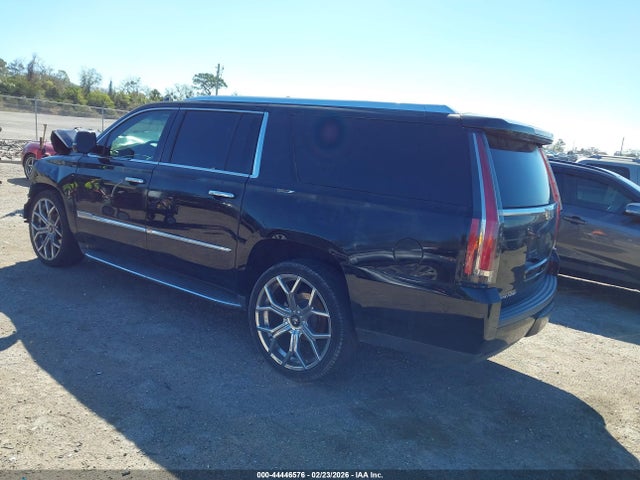 2016 CADILLAC ESCALADE ESV 1GYS4HKJ5GR300375 Photo 2