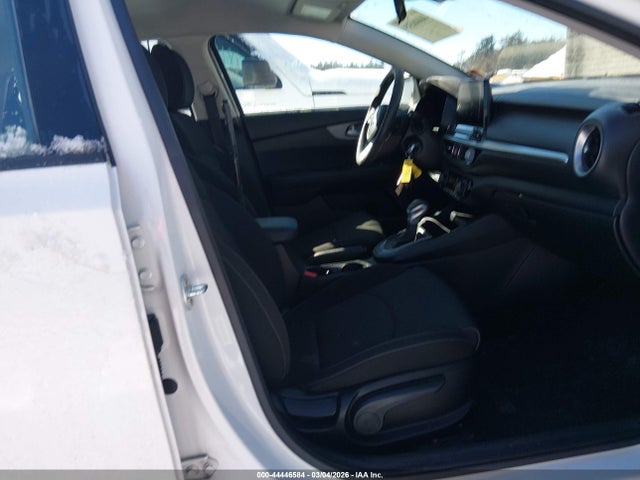 3KPF24AD2KE022847 KIA FORTE FE