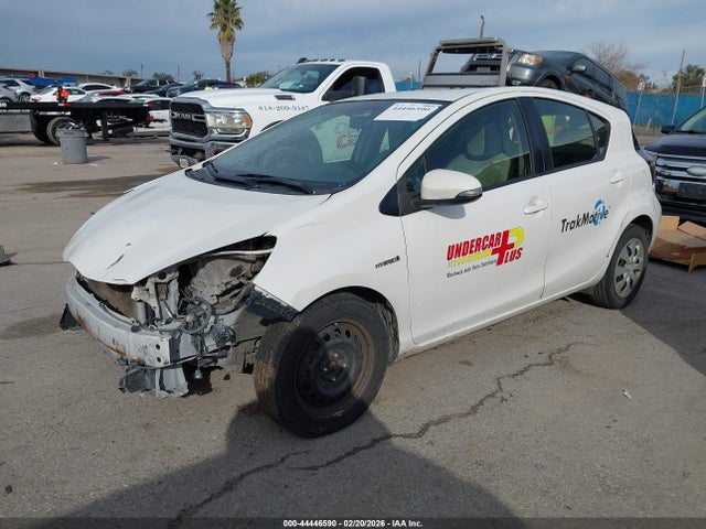 JTDKDTB34F1579728 Toyota Prius C One