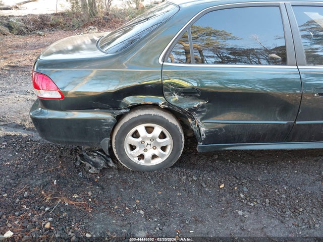2001 Honda Accord 2.3 Ex მანქანა იყიდება აუქციონზე, vin: 1HGCG56681A136925, აუქციონის ნომერი: 44446592