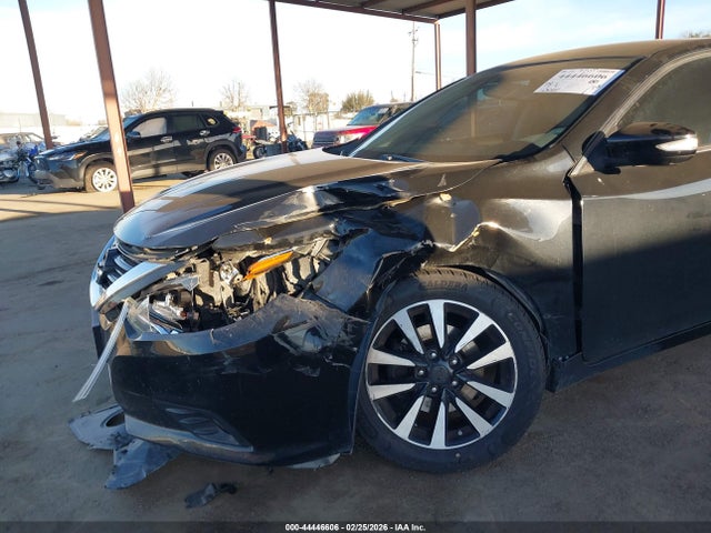 2018 NISSAN ALTIMA 1N4AL3AP2JC240309 Photo 5