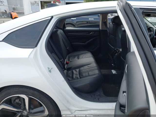 1HGCV1F4XNA070915 Honda Accord Sport Special Edition