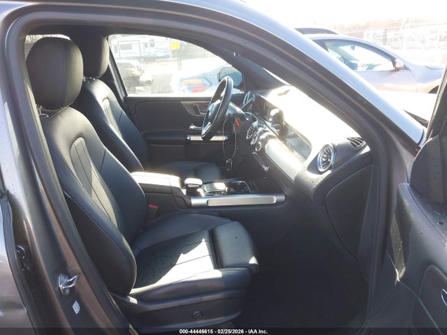 2022 MERCEDES-BENZ GLB 250 W1N4M4HB6NW236555 Photo 4