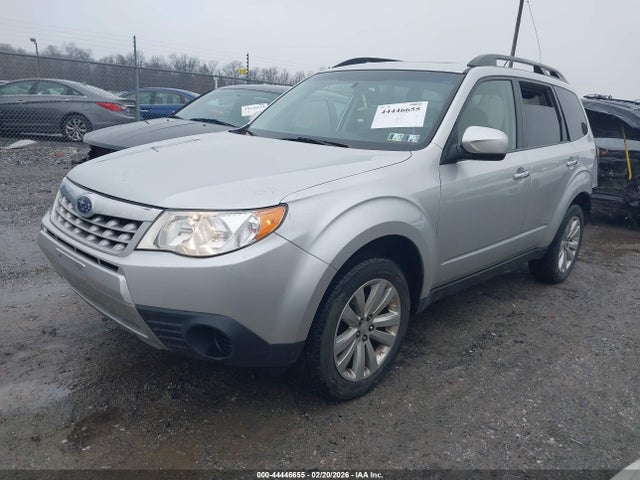 Продаж на аукціоні авто 2011 Subaru Forester 2.5x Premium, vin: JF2SHADC3BG717242, номер лоту: 44446655