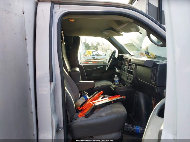Продажа на аукционе авто 2015 Gmc Savana Cutaway 3500, vin: 1GD374CG4F1101923, номер лота: 44446659