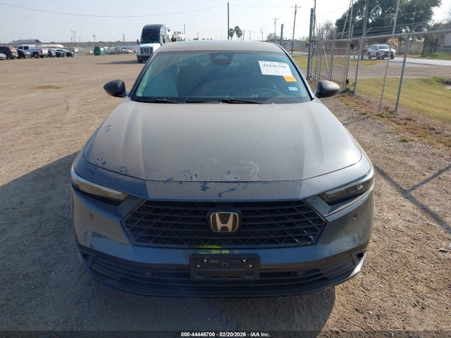 44446700 :رقم المزاد ، 1HGCY2F89PA040999 vin ، 2023 Honda Accord Hybrid Touring مزاد بيع