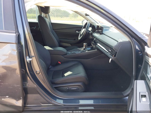 44446700 :رقم المزاد ، 1HGCY2F89PA040999 vin ، 2023 Honda Accord Hybrid Touring مزاد بيع