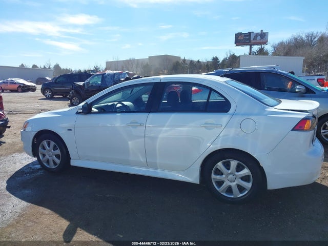 44446712 :رقم المزاد ، JA32U2FU3FU002215 vin ، 2015 Mitsubishi Lancer Es مزاد بيع