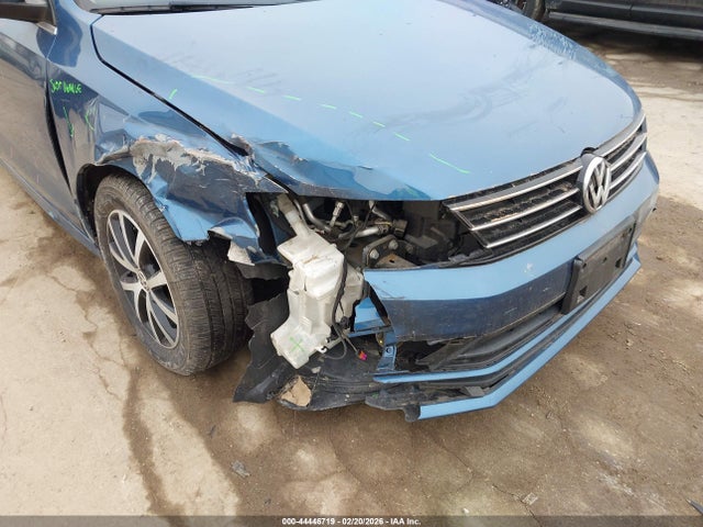 2017 Volkswagen Jetta 1.4t Se მანქანა იყიდება აუქციონზე, vin: 3VWDB7AJ3HM227443, აუქციონის ნომერი: 44446719