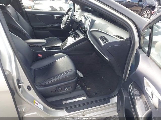 JTDBVRBD3HA003298 Toyota Mirai