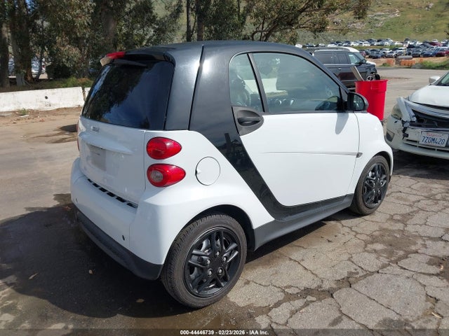 Smart Fortwo Pure 2014 WMEEJ3BA0EK756399 Image 4