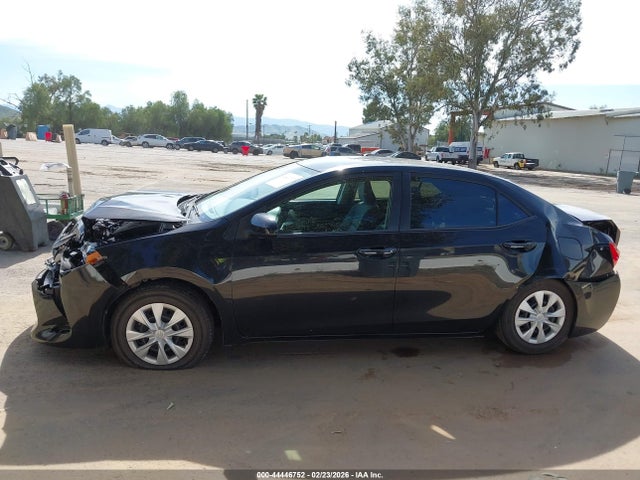 Toyota COROLLA L 2017 5YFBURHE5HP609409 Image 14