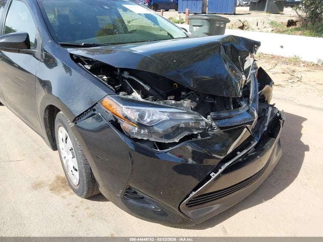 Toyota COROLLA L 2017 5YFBURHE5HP609409 Image 18