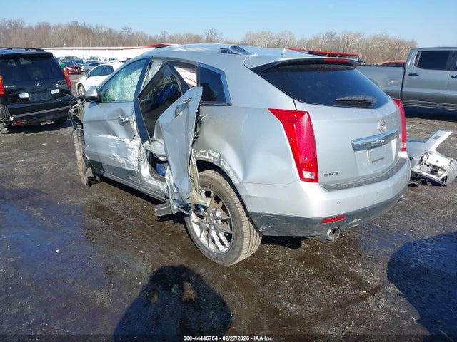 44446754 :رقم المزاد ، 3GYFNCE30ES577122 vin ، 2014 Cadillac Srx Performance Collection مزاد بيع
