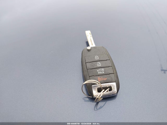5XXGM4A76FG381155 KIA Optima Lx