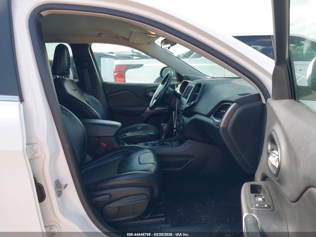 1C4PJLLB3KD184887 Jeep Cherokee Latitude Plus Fwd