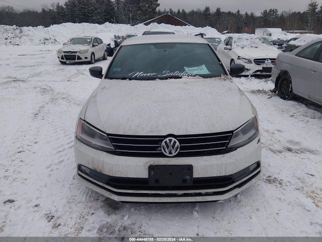 2016 Volkswagen Jetta 1.8t Sport მანქანა იყიდება აუქციონზე, vin: 3VWB17AJ3GM368358, აუქციონის ნომერი: 44446785