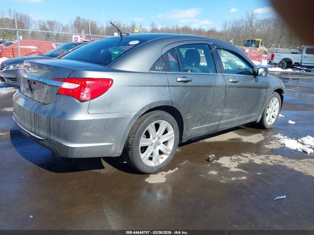 Продажа на аукционе авто 2013 Chrysler 200 Touring, vin: 1C3CCBBB2DN597566, номер лота: 44446787