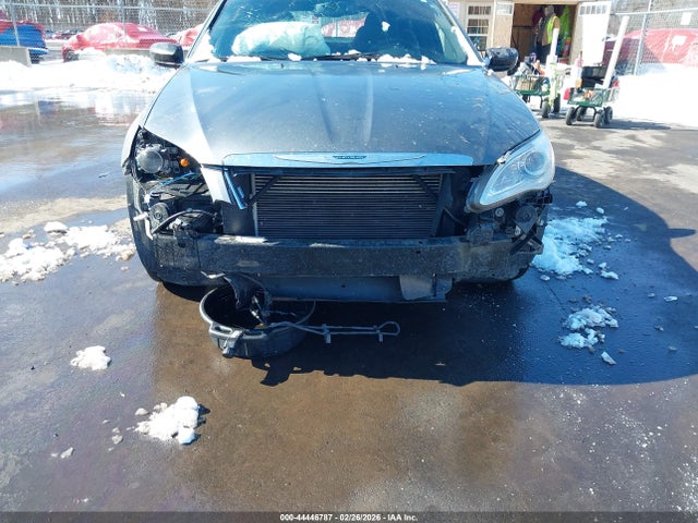 Продажа на аукционе авто 2013 Chrysler 200 Touring, vin: 1C3CCBBB2DN597566, номер лота: 44446787