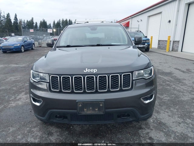 1C4RJFAG3HC857944 Jeep Grand Cherokee Laredo 4x4