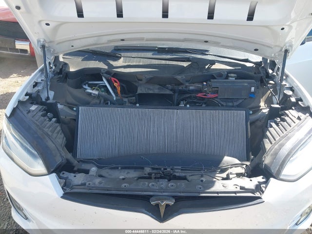 2019 TESLA MODEL X 5YJXCDE26KF185019 Photo 9