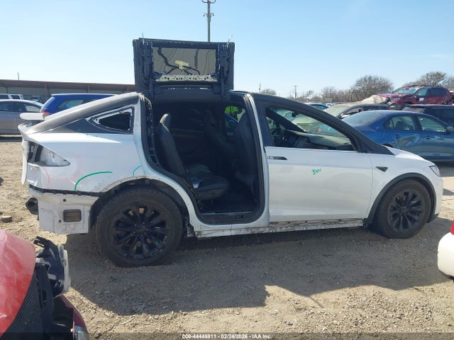 Продаж на аукціоні авто 2019 Tesla Model X 100d/75d/long Range/standard Range, vin: 5YJXCDE26KF185019, номер лоту: 44446811