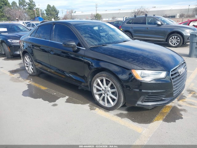 2015 AUDI A3 WAUEFGFF0F1133043 Photo 0