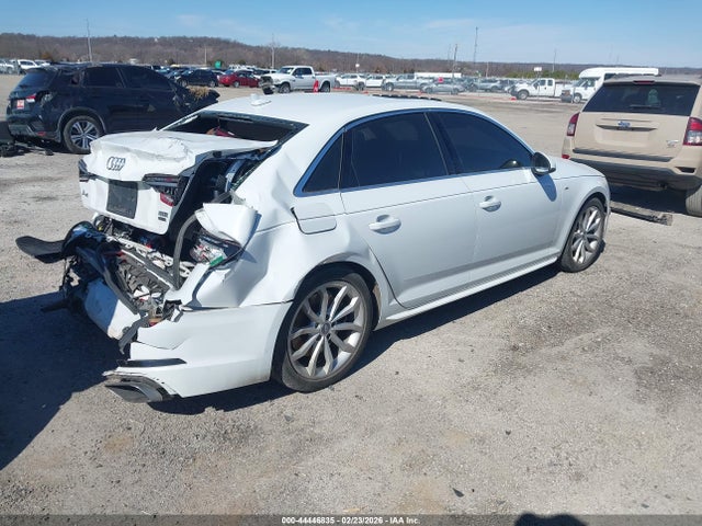 2019 Audi A4 45 Premium მანქანა იყიდება აუქციონზე, vin: WAUENAF4XKA015610, აუქციონის ნომერი: 44446835